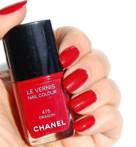 Chanel Dragon Le Vernis Nail Colour Review & Swatches